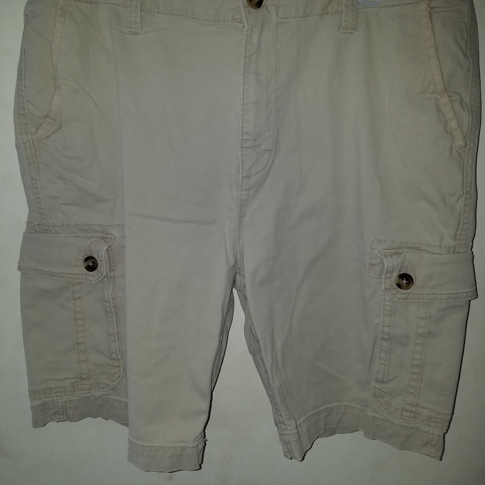 Men's Size 36 Old Navy Cargo Shorts